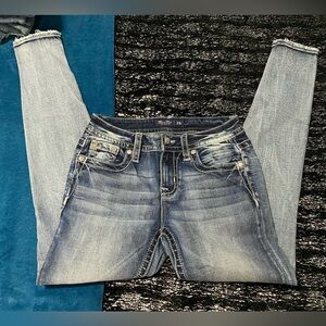 Miss Me distressed floral embroidered skinny jeans